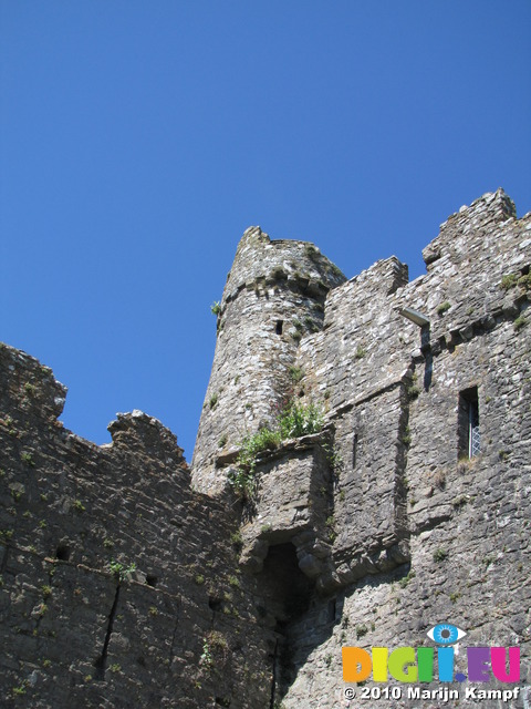 SX14421 Old tower Manorbier castle